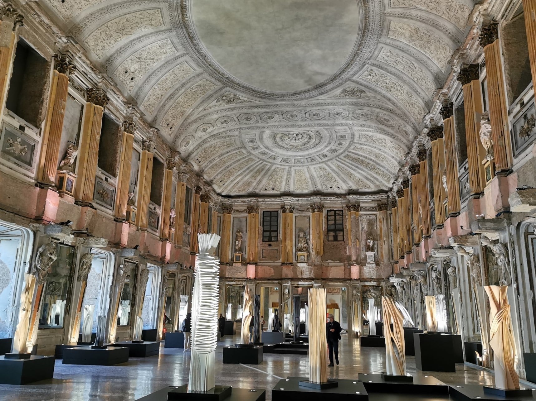 Sala delle Cariatidi, Palazzo Reale, Milan